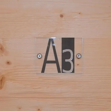 Adelaide A 03 グリモン